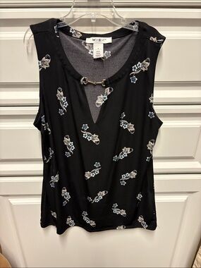 White House Black Market Black Floral V‑Neck Sleeveless Top with Bar Accent